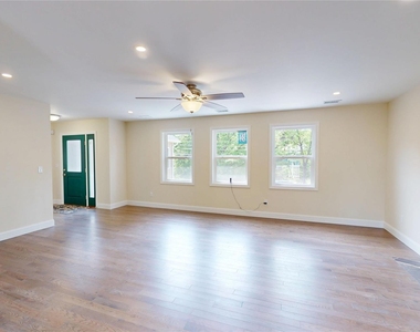 620 Homestead Avenue - Photo Thumbnail 4