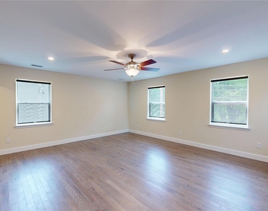 620 Homestead Avenue - Photo Thumbnail 14