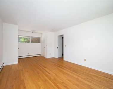 2108-2110 New Hackensack Road - Photo Thumbnail 14