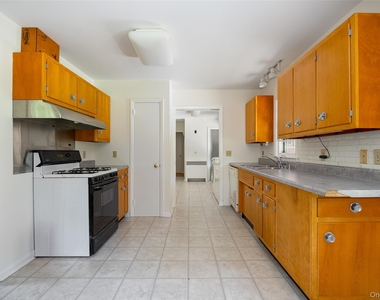 2108-2110 New Hackensack Road - Photo Thumbnail 5