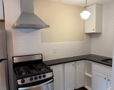 13 Radnor Avenue - Photo Thumbnail 9