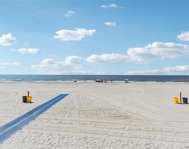 623 Oceanfront - Photo Thumbnail 18