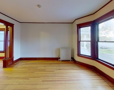 11 Alden Avenue - Photo Thumbnail 2