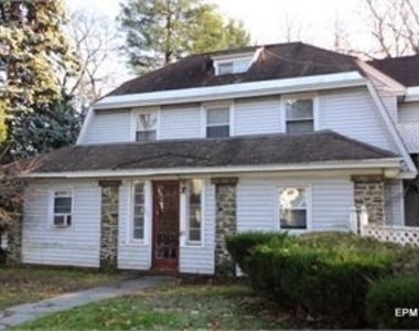 100 Ryckman Avenue - Photo Thumbnail 18
