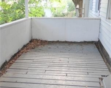 100 Ryckman Avenue - Photo Thumbnail 5
