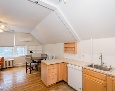 143 Caroline Street - Photo Thumbnail 9