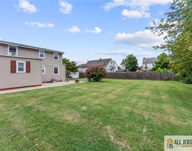 226 Bergen Street - Photo Thumbnail 22