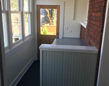 6 W Cecil Street - Photo Thumbnail 20