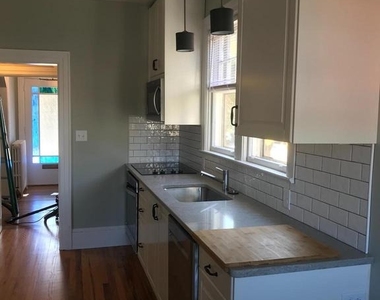 6 W Cecil Street - Photo Thumbnail 18