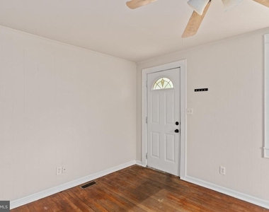 311 Colonial Avenue - Photo Thumbnail 3