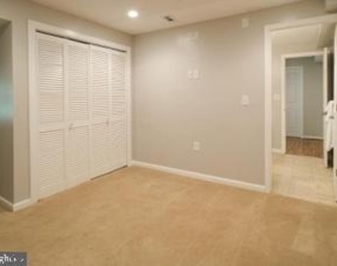 391 Windermere Drive - Photo Thumbnail 23