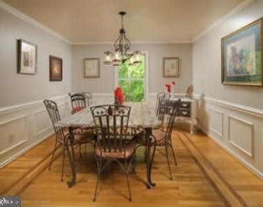 391 Windermere Drive - Photo Thumbnail 9