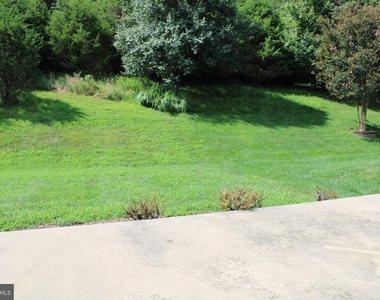 7412 Lees Command Boulevard - Photo Thumbnail 25