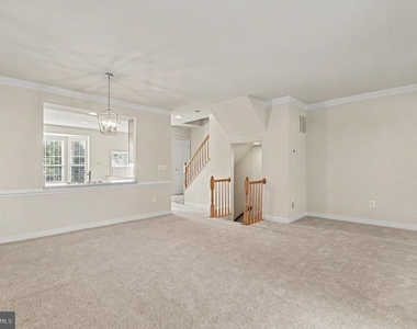 6080 Ticket Way - Photo Thumbnail 6