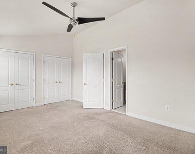 6080 Ticket Way - Photo Thumbnail 12