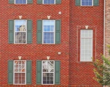 15213 Lancashire Drive - Photo Thumbnail 28