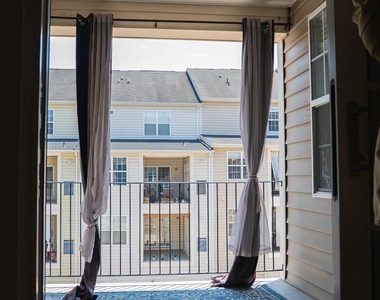 15213 Lancashire Drive - Photo Thumbnail 26