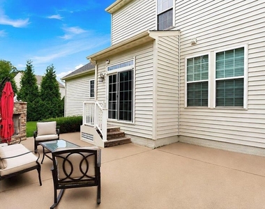 5520 Gracelyn Court - Photo Thumbnail 22