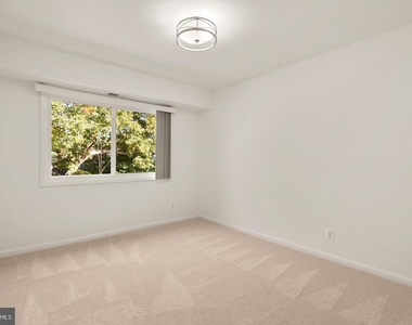 12656 Dara Drive - Photo Thumbnail 13