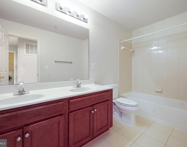 15555 John Diskin Circle - Photo Thumbnail 18