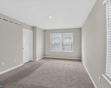 184 College Drive - Photo Thumbnail 22