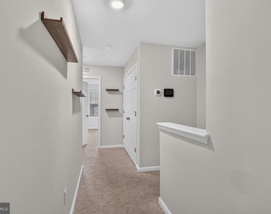 184 College Drive - Photo Thumbnail 20