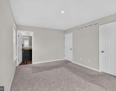 184 College Drive - Photo Thumbnail 23