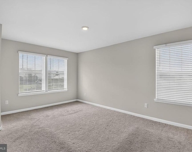 184 College Drive - Photo Thumbnail 21