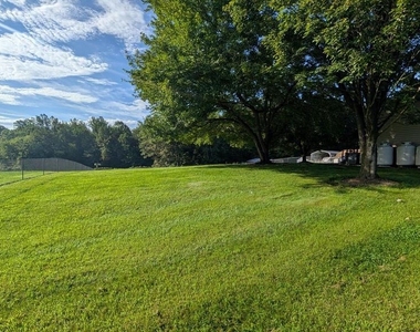 8167 Everona Road - Photo Thumbnail 23