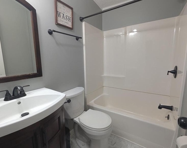 8167 Everona Road - Photo Thumbnail 17