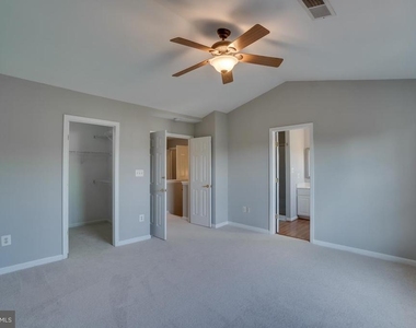 43687 Phelps Terrace - Photo Thumbnail 18