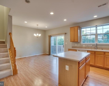 43687 Phelps Terrace - Photo Thumbnail 7