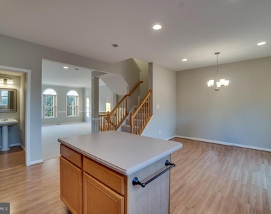43687 Phelps Terrace - Photo Thumbnail 6