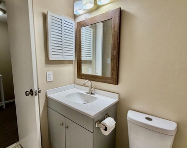 1003 Marsden Court - Photo Thumbnail 22