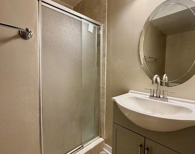 1003 Marsden Court - Photo Thumbnail 27