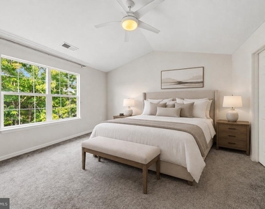 20750 Bridalveil Falls Terrace - Photo Thumbnail 17