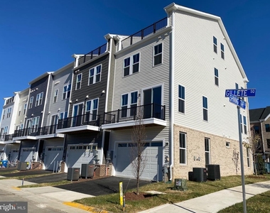 23083 Soaring Terrace - Photo Thumbnail 13