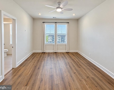 23083 Soaring Terrace - Photo Thumbnail 12
