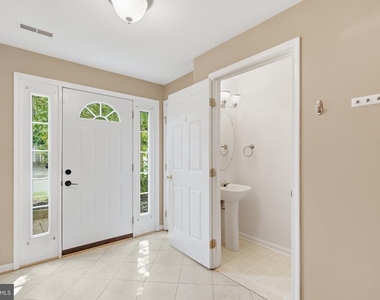 46670 Cavendish Square - Photo Thumbnail 1