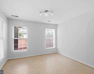 46670 Cavendish Square - Photo Thumbnail 21