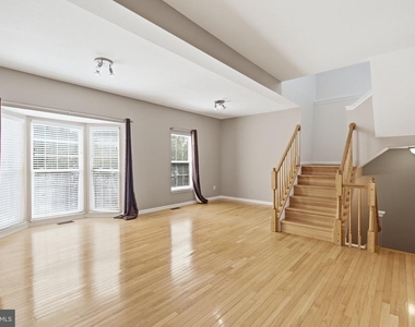 46670 Cavendish Square - Photo Thumbnail 19
