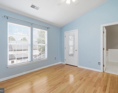 46670 Cavendish Square - Photo Thumbnail 16