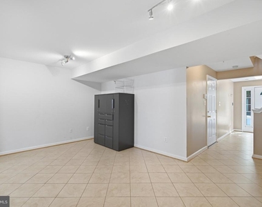 46670 Cavendish Square - Photo Thumbnail 27