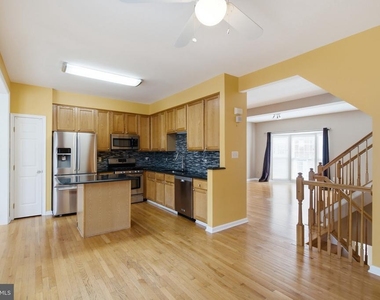 46670 Cavendish Square - Photo Thumbnail 8