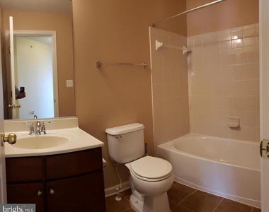6010 Machen Road - Photo Thumbnail 14