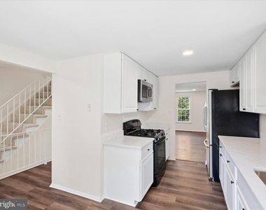 14314 Watery Mountain Court - Photo Thumbnail 13