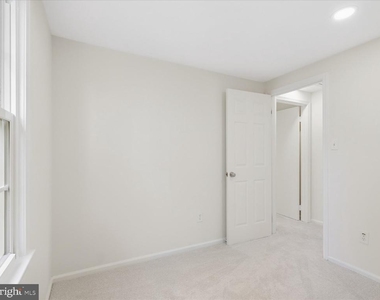 14314 Watery Mountain Court - Photo Thumbnail 23