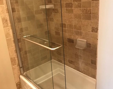 621 Center Street - Photo Thumbnail 9
