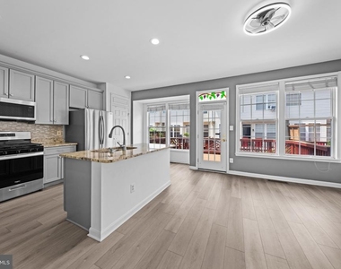 2598 Logan Wood Drive - Photo Thumbnail 10