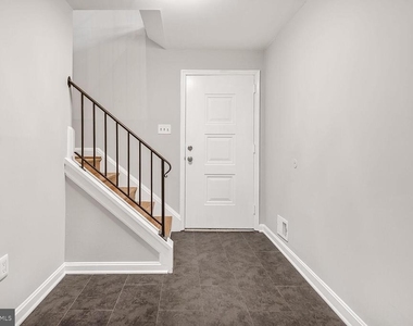 6141 Telegraph Road - Photo Thumbnail 2